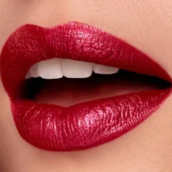 KIKO Milano Metal Liquid Lip Colour mocno kryjąca metaliczna pomadka w płynie 05 Classic Red 6.5ml