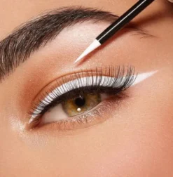 KIKO Milano Super Colour Waterproof Eyeliner ultragładki wodoodporny kolorowy eyeliner w płynie 01 White 1.7ml