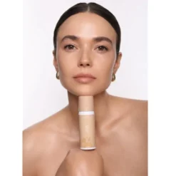LOVRO Bubble Foundation podkład o napowietrzonej rozświetlającej formule 01 Ivory 50ml