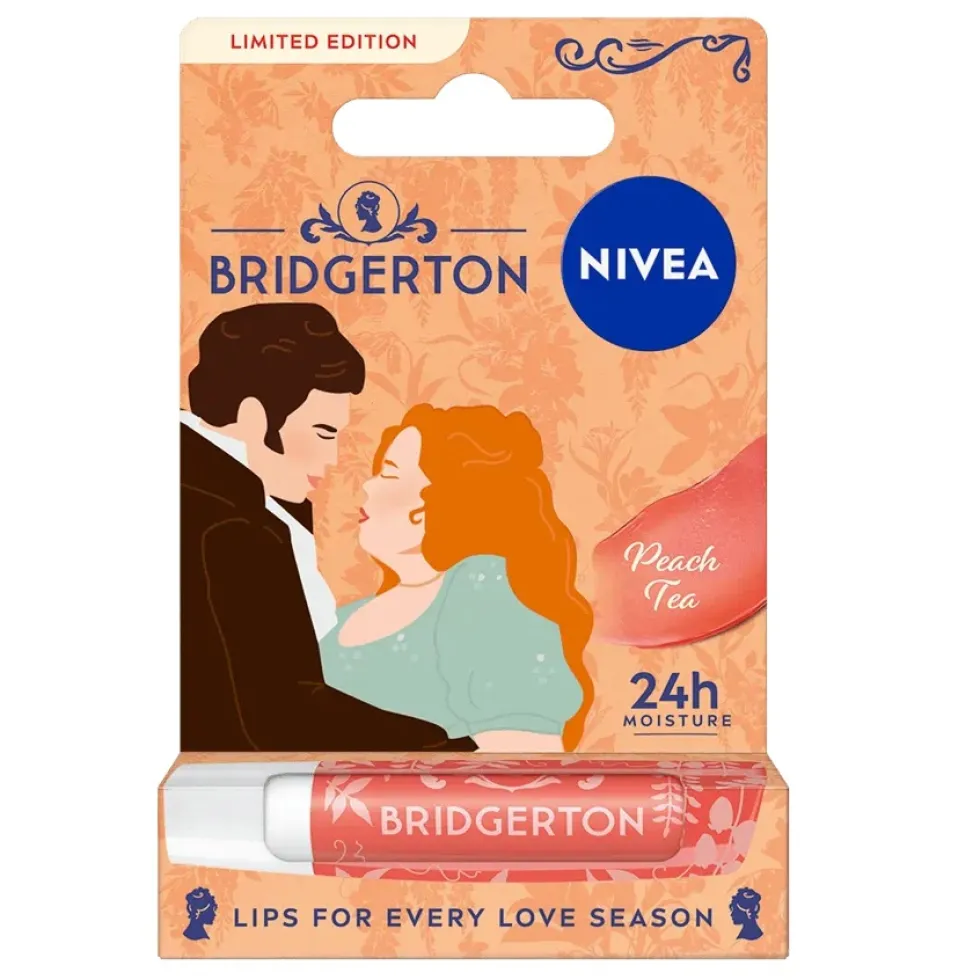 Nivea Bridgerton Edition Penelope&Colin pielęgnująca pomadka do ust Peach Tea 4.8g